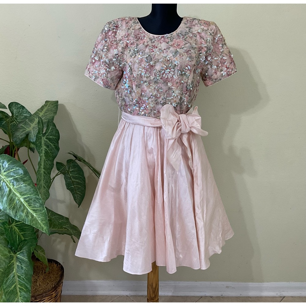 Vtg. Jonathan Tait Silk Doll Core Dress Pink w Sequins Tafatta , Bow size 12
